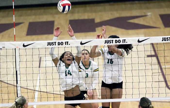 a Jesuit Oregon City 6A Oregon volleyball final November 4 2023 Dan Brood 26
